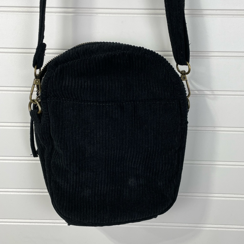 Wallflower Black Shoulder Purse - Picture 3 of 5